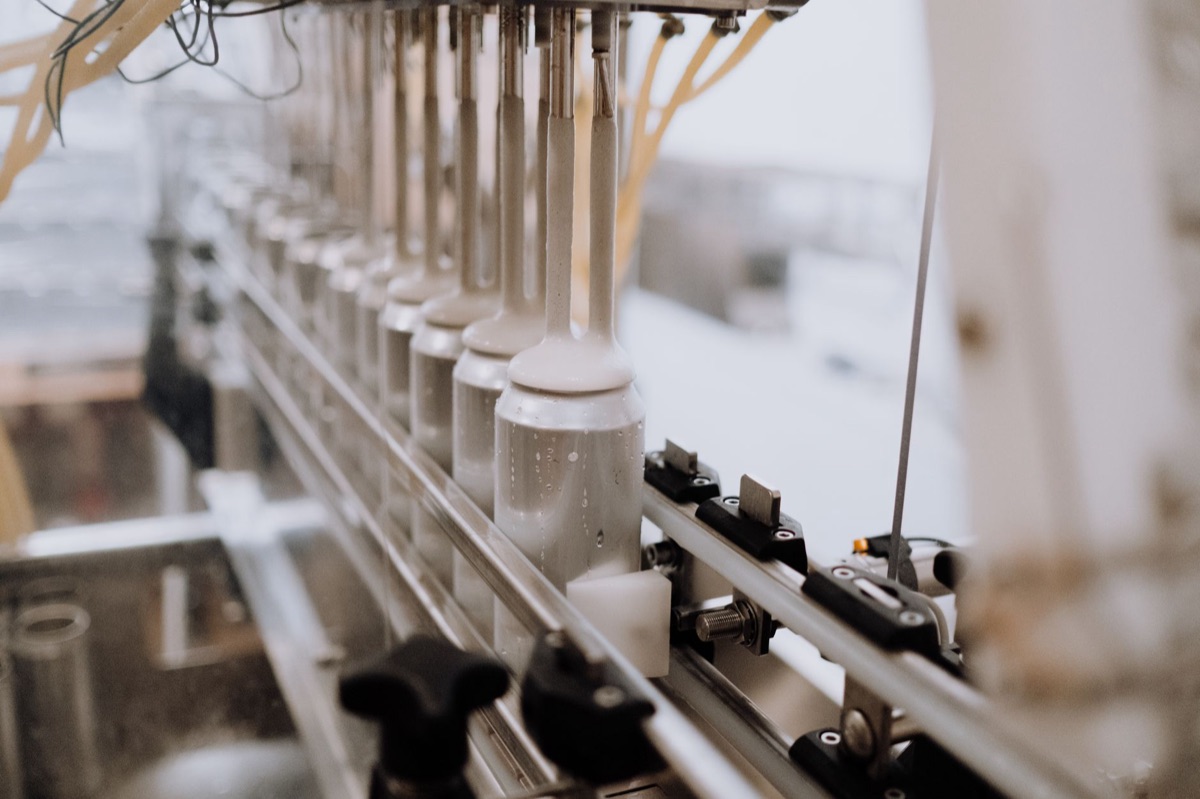 Factory with efficient processes, highlighting improved efficiency and quality control