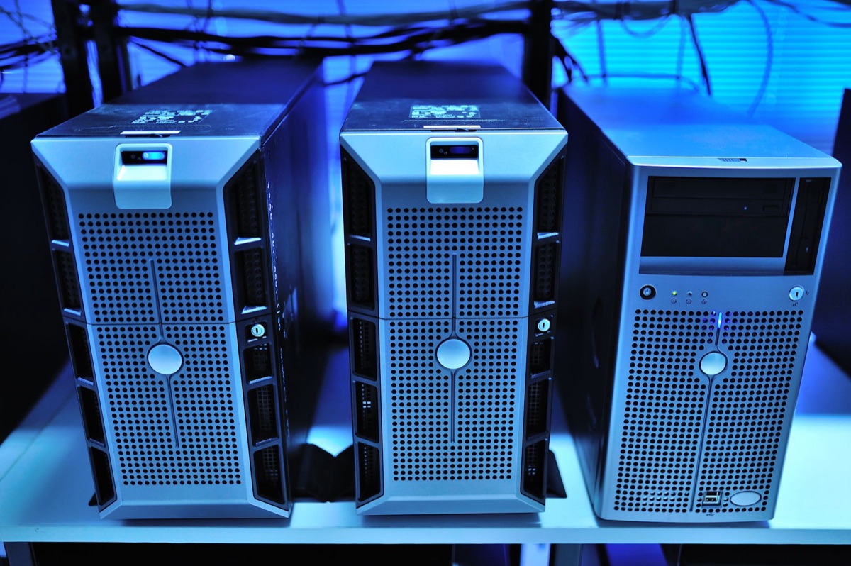 AI-powered server farm in data center